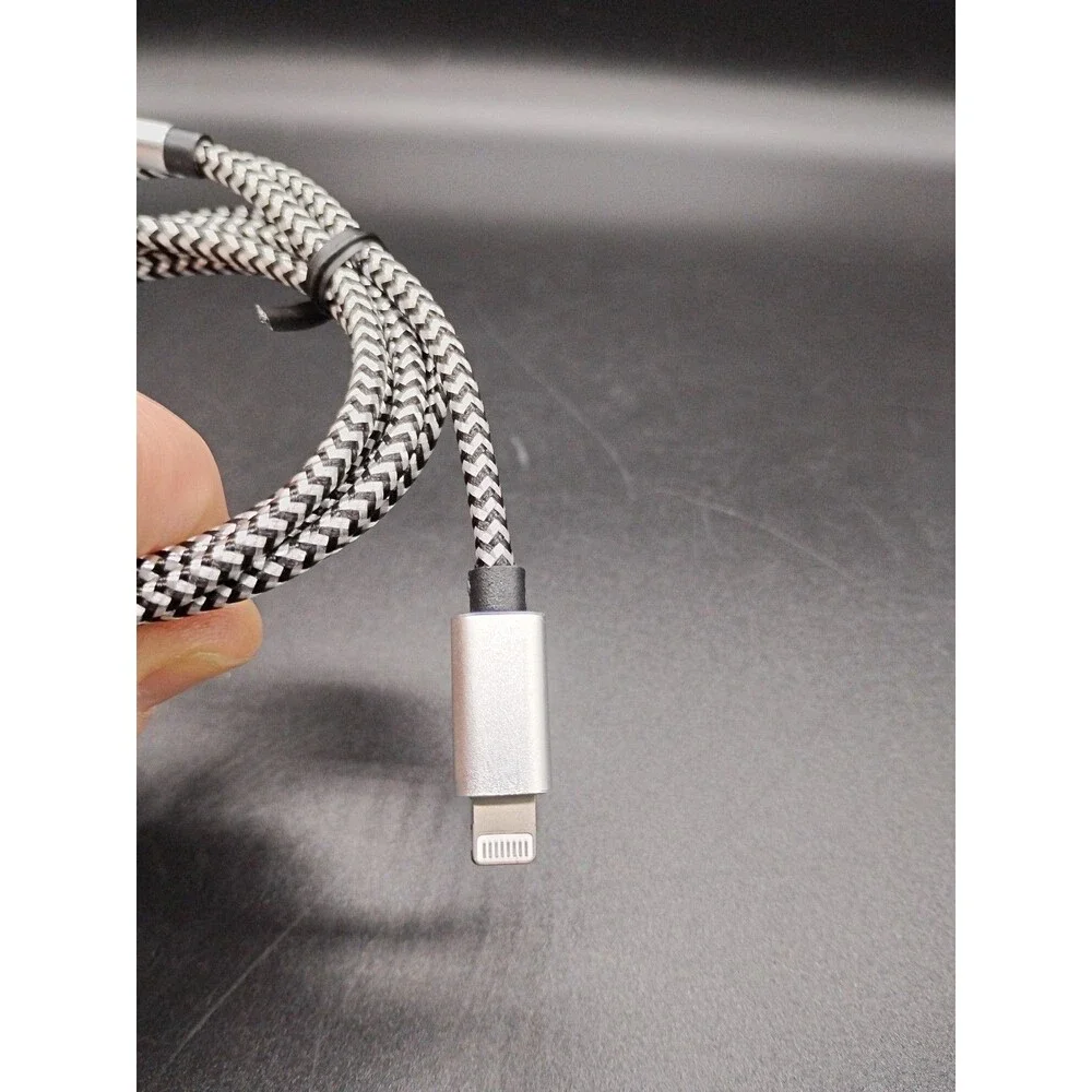 iPhone to 3.5 Aux Audio Cable Headphone Jack Adapter For iPhone 14 13 12 11 XS X
